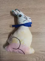 Králík, látková hračka, výška hračky 20 cm